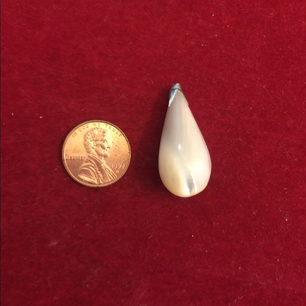 Beautiful TearDrop Natural Shell. Rarest gem!!!! - Picture 4 of 5